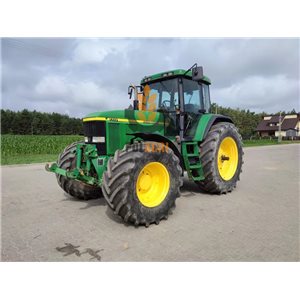 John Deere 7710 Premium farm tractor