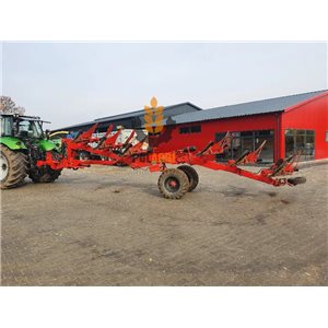 Gregoire-Besson semi-mounted rotary plow with 6 furrow hydraulics